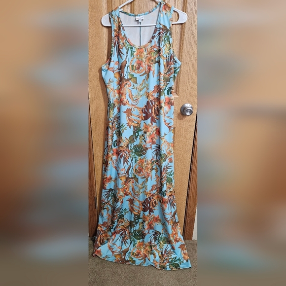 LuLaRoe Dresses & Skirts - LuLaRoe Dani Dress